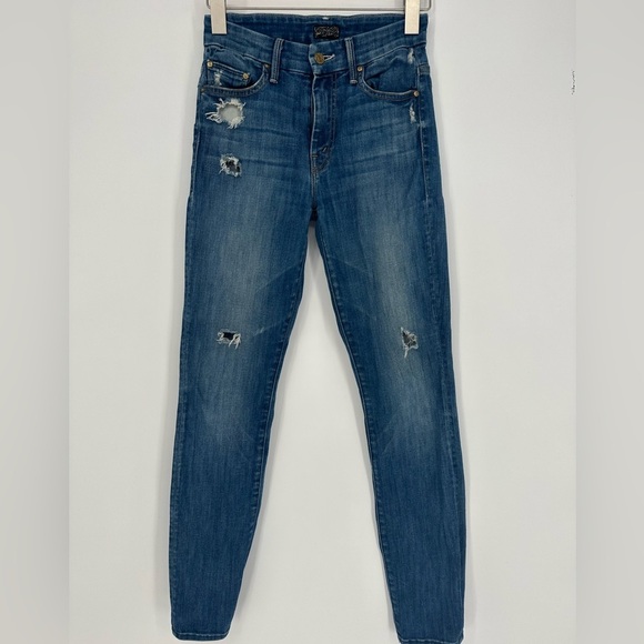 Mother Denim High Waisted Looker in Rough it Up - Picture 2 of 7